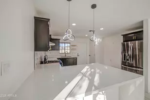 2302 E Alta Vista Rd, Phoenix, AZ 85042 - Photo 7