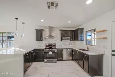 2302 E Alta Vista Road, Phoenix, AZ 85042 - Photo 5