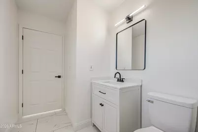 2302 E Alta Vista Road, Phoenix, AZ 85042 - Photo 21