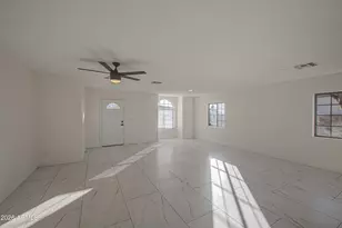 2302 E Alta Vista Rd, Phoenix, AZ 85042 - Photo 11