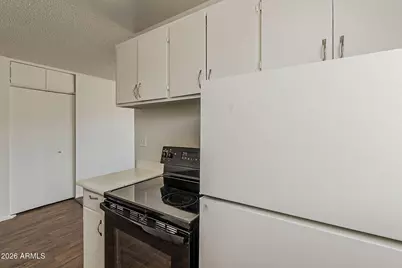 938 N Orange -- #B, Mesa, AZ 85201 - Photo 9