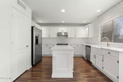 3861 E Kings Avenue, Phoenix, AZ 85032 - Photo 7