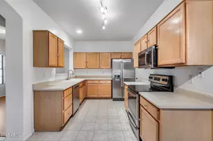 19937 N Denaro Dr, Glendale, AZ 85308 - Photo 3