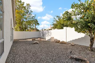 8638 E Dahlia Dr, Scottsdale, AZ 85260 - Photo 47