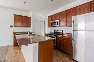 1412 S Ponderosa Dr, Gilbert, AZ 85296 - Photo 9