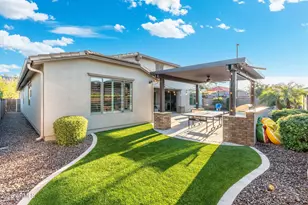 2587 E Lodgepole Dr, Gilbert, AZ 85298 - Photo 45