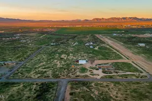 51718 W Donald Rd, Aguila, AZ 85320 - Photo 55