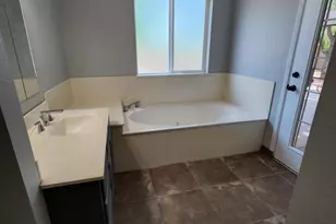 8609 N 16th Ave, Phoenix, AZ 85021 - Photo 11