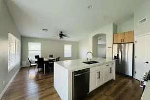 22008 N 66th Ln, Glendale, AZ 85310 - Photo 11