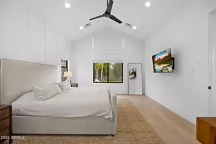 4145 N 42nd Pl, Phoenix, AZ 85018 - Photo 11