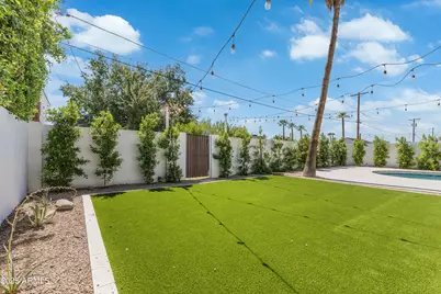 4427 E Turney Avenue, Phoenix, AZ 85018 - Photo 57