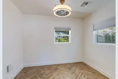 4427 E Turney Avenue, Phoenix, AZ 85018 - Photo 25