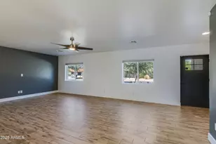 4427 E Turney Ave, Phoenix, AZ 85018 - Photo 23