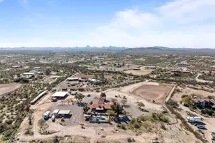 35085 S Turtle Creek Rd, Wickenburg, AZ 85390 - Photo 9