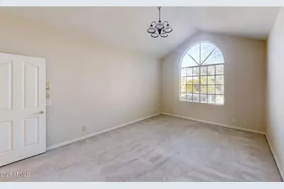 823 W Iris Drive, Gilbert, AZ 85233 - Photo 13