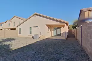 40399 W Thornberry Ln, Maricopa, AZ 85138 - Photo 15