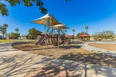 49 W Lewis Avenue, Phoenix, AZ 85003 - Photo 33