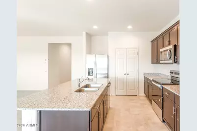 42975 W Peters Drive, Maricopa, AZ 85138 - Photo 5