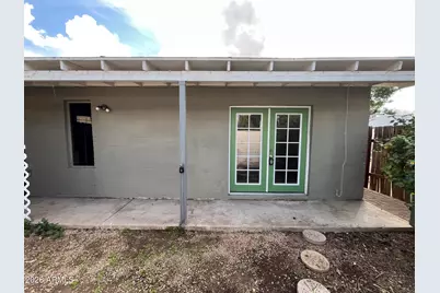 521 W 10th Street #4, Tempe, AZ 85281 - Photo 1