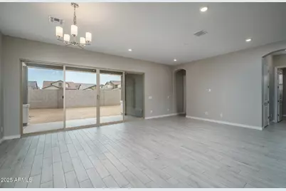 15652 W Pershing Street, Surprise, AZ 85379 - Photo 11