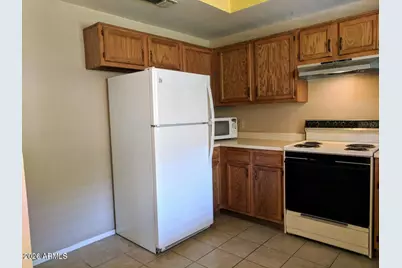 6550 N 47th Avenue #101, Glendale, AZ 85301 - Photo 1