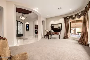 6135 W Trovita Pl, Chandler, AZ 85226 - Photo 17