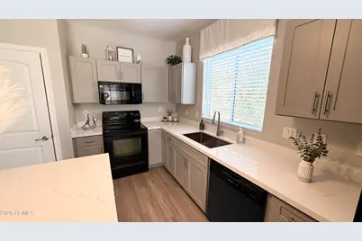 44445 W McClelland Drive, Maricopa, AZ 85138 - Photo 11