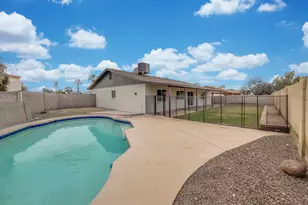 13628 N 40th Dr, Phoenix, AZ 85029 - Photo 5