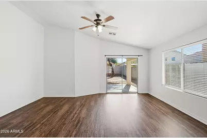 2033 W Vineyard Plains Drive, San Tan Valley, AZ 85144 - Photo 7