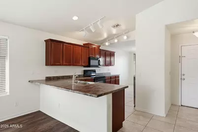 2033 W Vineyard Plains Drive, San Tan Valley, AZ 85144 - Photo 9