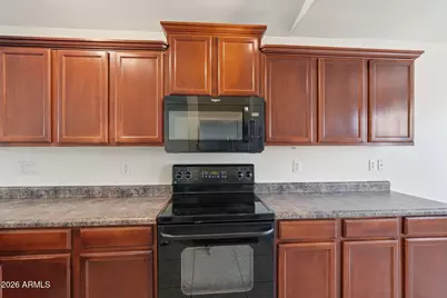 2033 W Vineyard Plains Drive, San Tan Valley, AZ 85144 - Photo 11