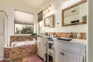 6407 E Paradise Ln, Scottsdale, AZ 85254 - Photo 11