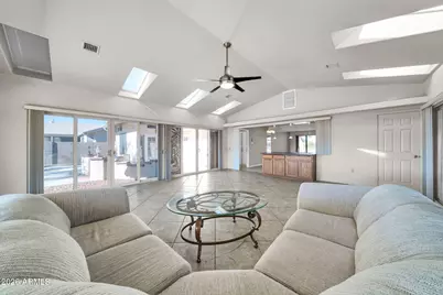 13523 W Gemstone Drive, Sun City West, AZ 85375 - Photo 11