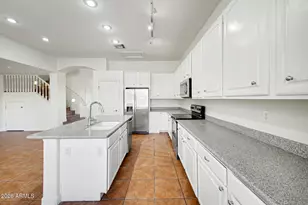 7456 W Aurora Dr, Glendale, AZ 85308 - Photo 11