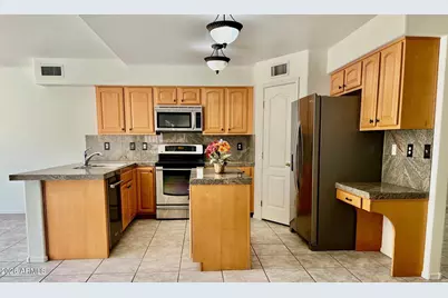 1701 E Yukon Drive, Phoenix, AZ 85024 - Photo 13