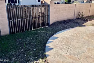 1701 E Yukon Dr, Phoenix, AZ 85024 - Photo 43