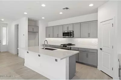 9964 W Mitchell Avenue, Avondale, AZ 85392 - Photo 5