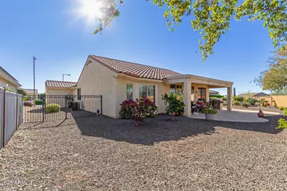 27134 W Ross Avenue, Buckeye, AZ 85396 - Photo 1