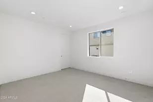 2121 W Sonoran Desert Dr, Phoenix, AZ 85085 - Photo 23