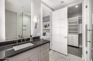 6166 N Scottsdale Rd, Paradise Valley, AZ 85253 - Photo 49