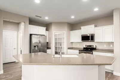 2046 W Davis Road, Phoenix, AZ 85023 - Photo 13