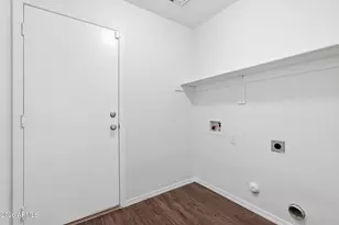 211 E Valley View Dr, Phoenix, AZ 85042 - Photo 33