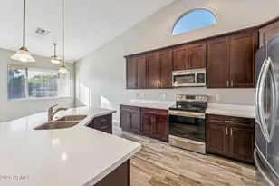 8825 W Palmaire Ave, Glendale, AZ 85305 - Photo 21