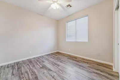 8825 W Palmaire Avenue, Glendale, AZ 85305 - Photo 9