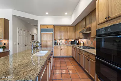 7592 E Monterra Way, Scottsdale, AZ 85266 - Photo 11