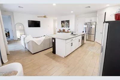 11253 E Ulysses Avenue, Mesa, AZ 85212 - Photo 1