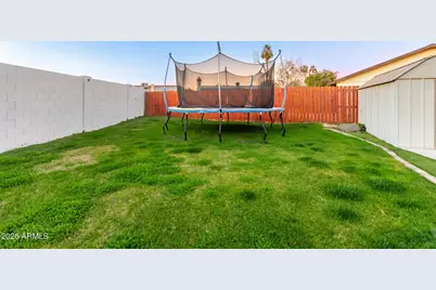 6546 W Highland Avenue, Phoenix, AZ 85033 - Photo 57