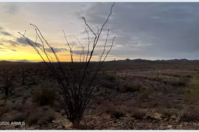 35439 W Carefree Highway, Wickenburg, AZ 85390 - Photo 37
