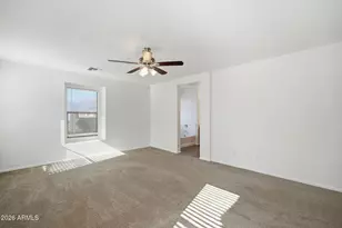 1033 S Deerfield Ln, Gilbert, AZ 85296 - Photo 23