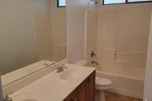 7428 W Wolf St, Phoenix, AZ 85033 - Photo 21